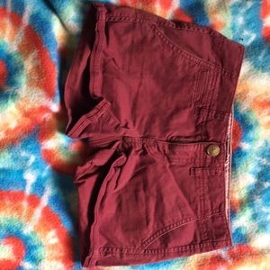 Maroon American eagle shorts
